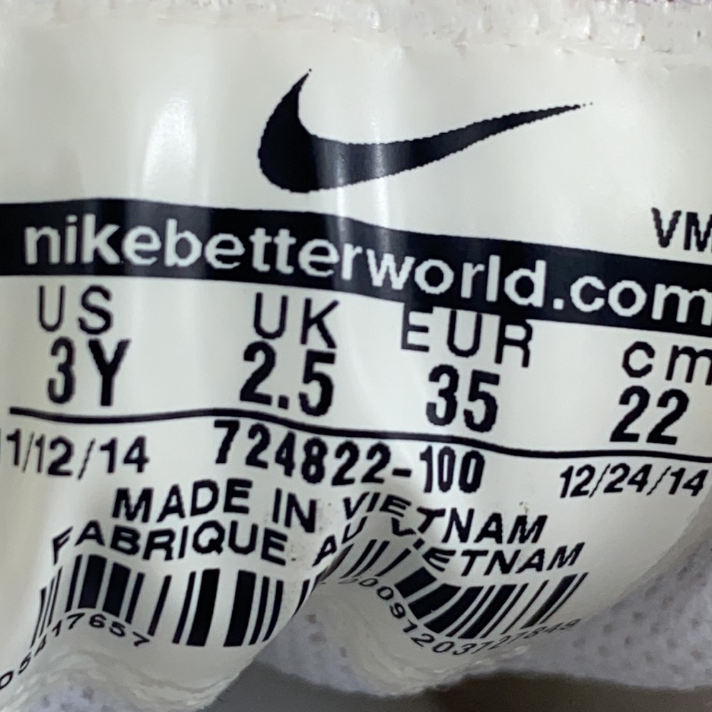Nike Air Max 90 White Leather Athletic Running Shoes 724822-100 Youth Size 3Y - Picture 11 of 11